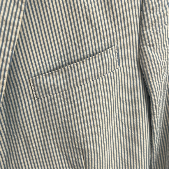 J. Crew boys Ludlow light blue and white seersucker suit - Picture 7 of 14